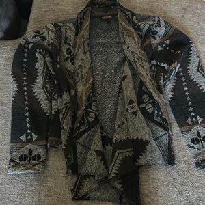 Shayanne coat sweater Aztec print